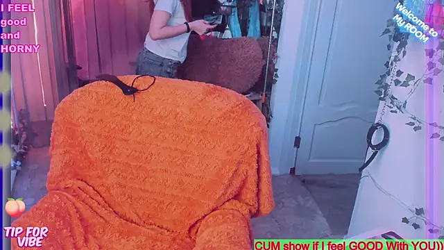 Toxic Ellies online show from March 12, 1:51 pm