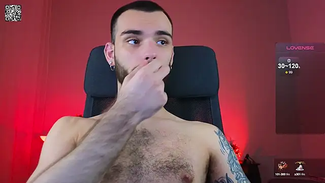 Snapshot of xteddy_bear chatting on January 11, 8:10 pm xteddy bear online show from January 11, 8:10 pm