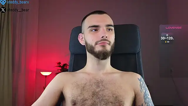 Snapshot of xteddy_bear chatting on January 18, 8:40 pm xteddy bear online show from January 18, 8:40 pm