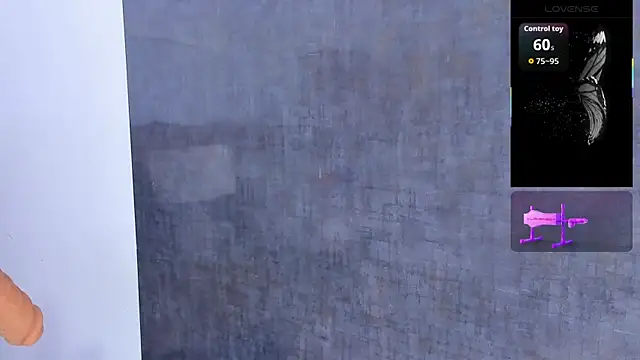 Snapshot of Issys_milf chatting on September 21, 4:03 am Issys milf online show from September 21, 4:03 am