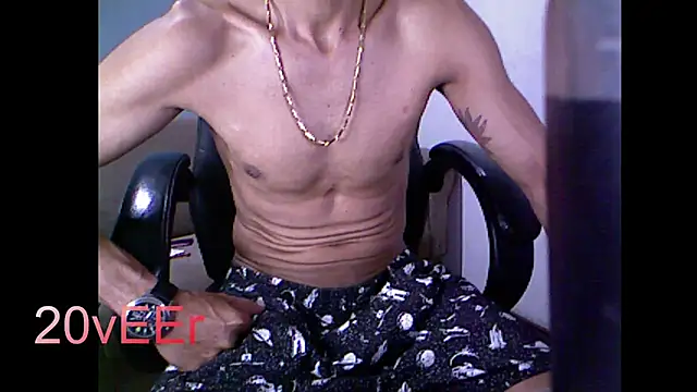 Snapshot of 20vEEr chatting on October 3, 8:50 pm 20vEEr online show from October 3, 8:50 pm