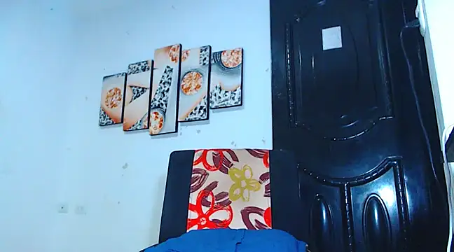 Snapshot of ADAM_HOT chatting on January 6, 12:05 am ADAM HOT online show from January 6, 12:05 am