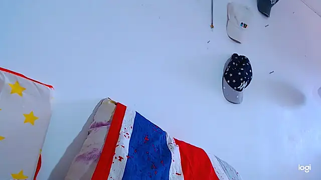 Snapshot of ADAM_HOT chatting on November 16, 7:19 pm ADAM HOT online show from November 16, 7:19 pm