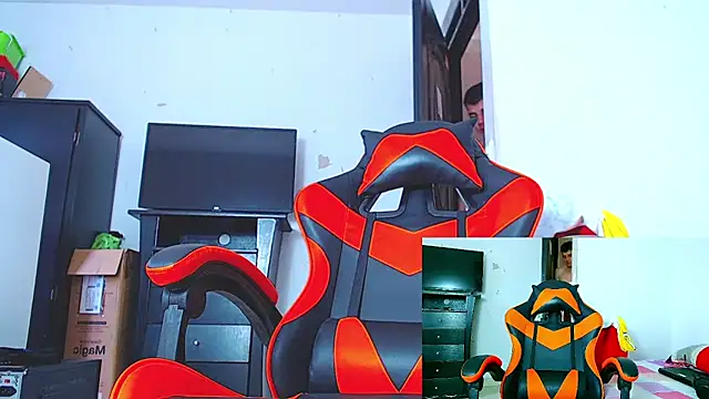 ADAM HOT online show from December 22, 9:45 pm