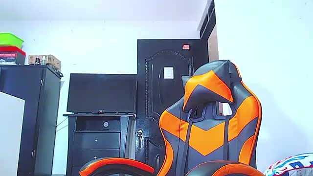 ADAM HOT online show from January 15, 10:24 pm