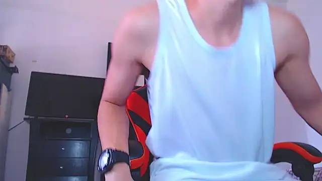 ADAM HOT online show from February 6, 7:50 pm