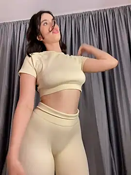 Mavi Coless online show from February 21, 5:02 am