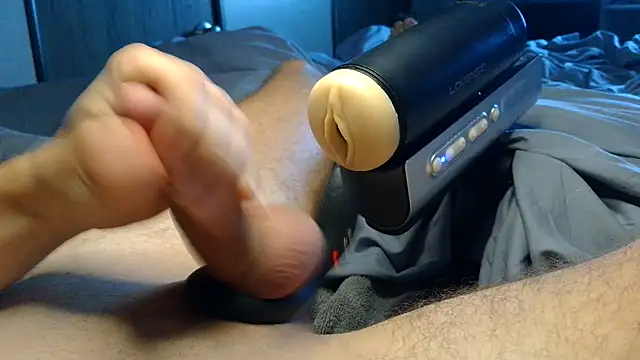 Snapshot of 28cutguy chatting on January 5, 1:04 pm 28cutguy online show from January 5, 1:04 pm