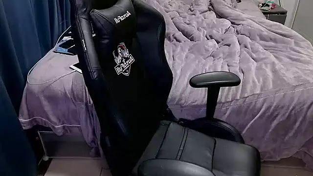 Snapshot of Angelababy001 chatting on January 17, 6:02 pm Angelababy001 online show from January 17, 6:02 pm