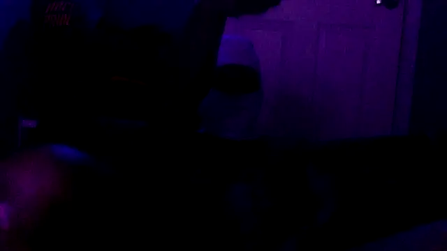 Snapshot of shomeagudtyme chatting on October 29, 3:42 am shomeagudtyme online show from October 29, 3:42 am