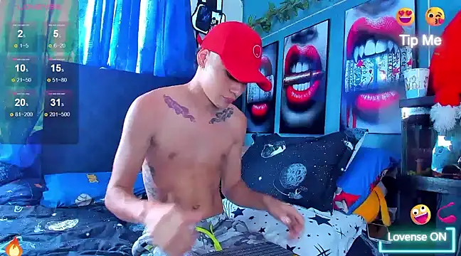 soyander03  online show from March 15, 7:31 am