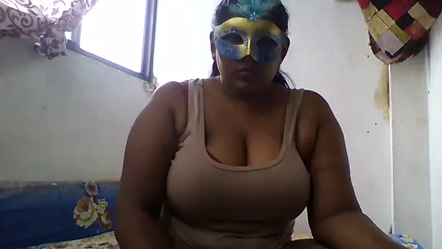 Snapshot of selharsha chatting on January 29, 10:37 am selharsha online show from January 29, 10:37 am