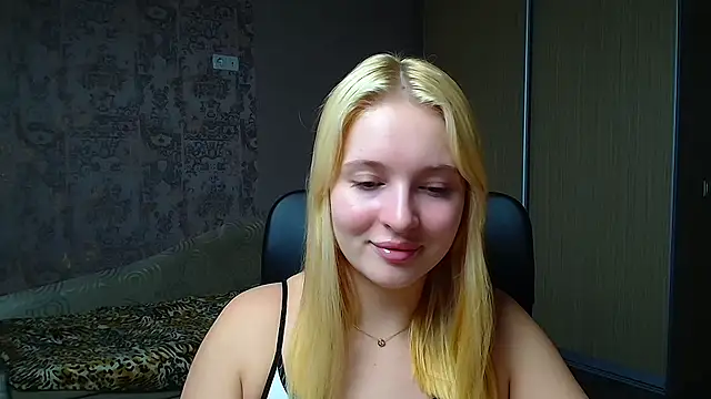 Milka kiss  online show from December 3, 12:36 pm