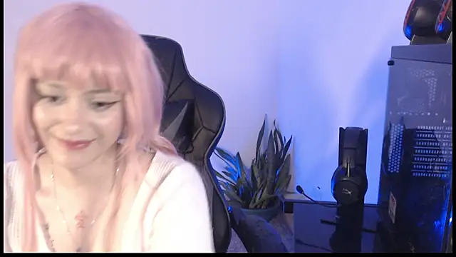 liz-beths online show from March 3, 6:41 am