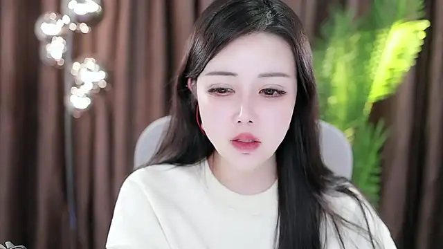 Snapshot of Qiaoqiao_ chatting on January 19, 8:50 am Qiaoqiao online show from January 19, 8:50 am