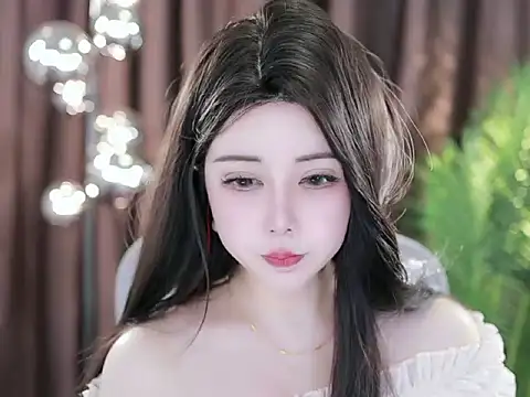 Snapshot of Qiaoqiao_ chatting on March 2, 12:11 pm Qiaoqiao online show from March 2, 12:11 pm