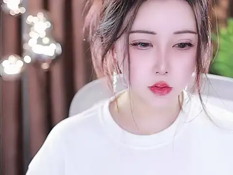 Snapshot of Qiaoqiao_ chatting on March 5, 10:55 am Qiaoqiao online show from March 5, 10:55 am