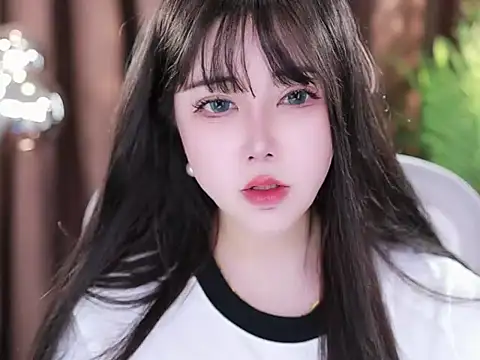 Snapshot of Qiaoqiao_ chatting on March 8, 10:54 am Qiaoqiao online show from March 8, 10:54 am