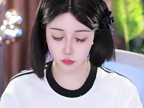 Snapshot of Qiaoqiao_ chatting on March 22, 12:25 pm Qiaoqiao online show from March 22, 12:25 pm