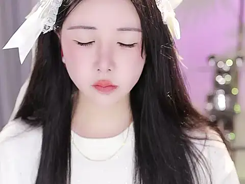 Snapshot of Qiaoqiao_ chatting on October 7, 4:53 am Qiaoqiao online show from October 7, 4:53 am