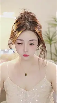 Qiaoqiao  online show from March 7, 1:52 pm