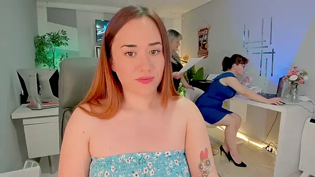 Snapshot of Butterflyblue_dream chatting on March 3, 4:56 pm Butterflyblue dream online show from March 3, 4:56 pm