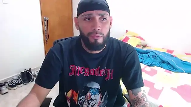 Snapshot of samir_music chatting on September 27, 12:04 am samir music online show from September 27, 12:04 am