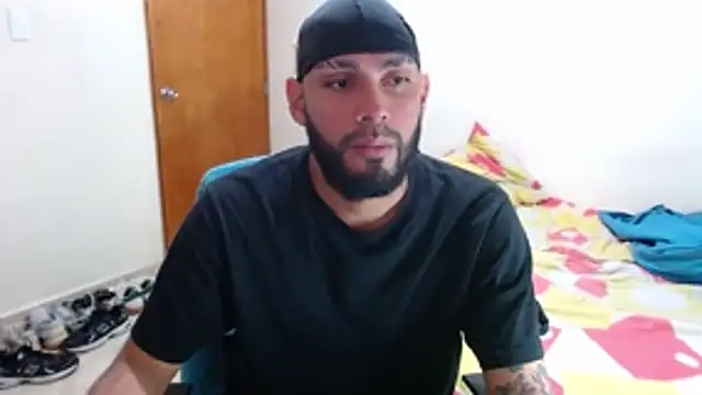 Snapshot of samir_music chatting on October 16, 3:07 am samir music online show from October 16, 3:07 am