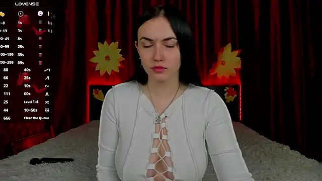 Witch Lady online show from November 26, 7:20 am