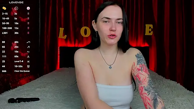 Witch Lady online show from February 28, 7:31 am