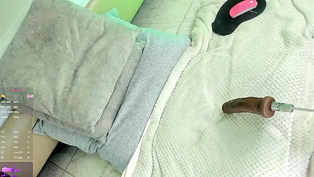 chanell lovers online show from March 9, 5:44 am