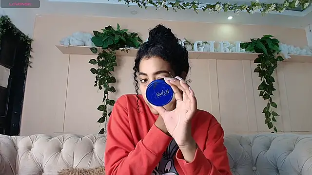 flavia cruz online show from May 24, 12:21 pm