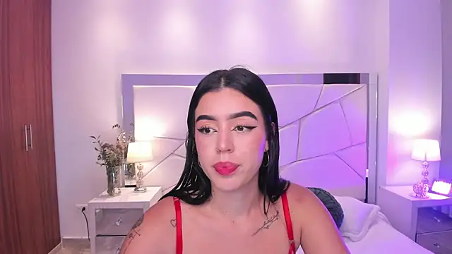 zoee jackson online show from March 17, 10:28 pm