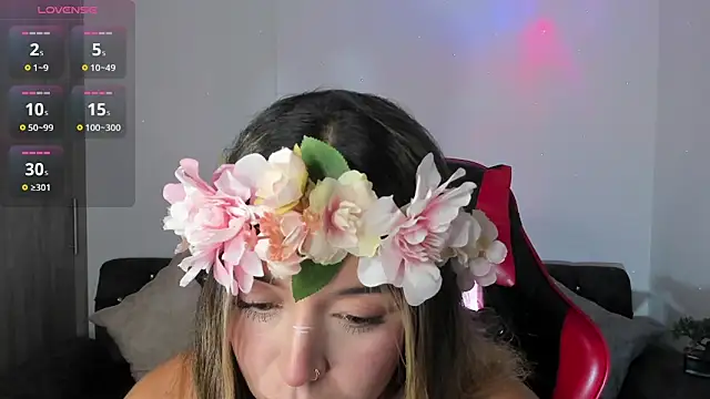 zoee jackson online show from October 15, 4:34 am