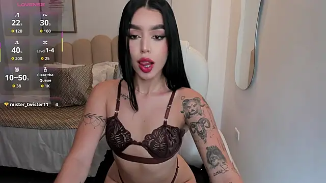 zoee jackson online show from May 20, 7:42 pm