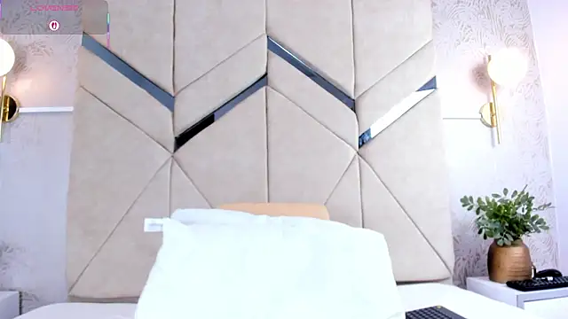 LilitRobins online show from September 27, 9:31 pm