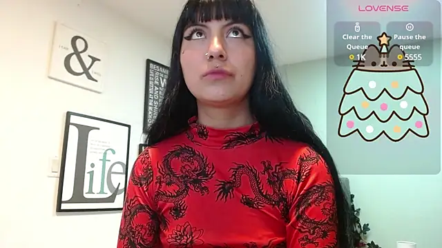 Snapshot of amy_adams1 chatting on December 5, 4:42 am amy adams1 online show from December 5, 4:42 am