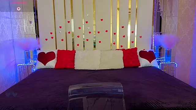 Snapshot of Evelyn_Rush chatting on February 19, 9:27 am Evelyn Rush online show from February 19, 9:27 am