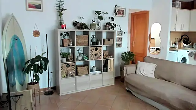 desertd2310 online show from March 22, 6:47 pm