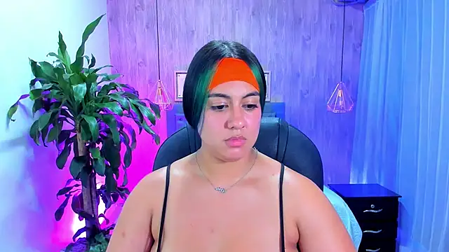 Xisu  online show from February 22, 3:45 am