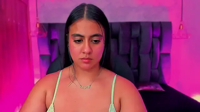 Xisu  online show from March 18, 5:05 pm