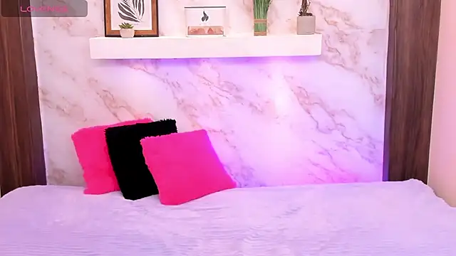 AmyBarton02 online show from April 4, 5:21 pm