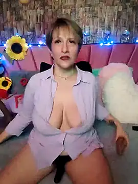 Isabelle Lov18 online show from March 3, 1:53 am