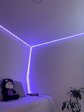 AmmyCollinsW online show from March 27, 7:24 pm