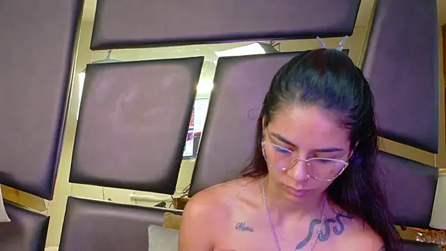 NicoleEsposito online show from November 27, 1:02 pm