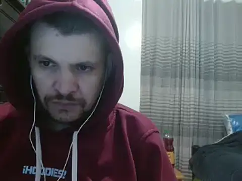 camiloking1720 online show from January 18, 7:26 pm