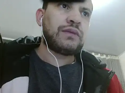 camiloking1720 online show from January 28, 4:39 am