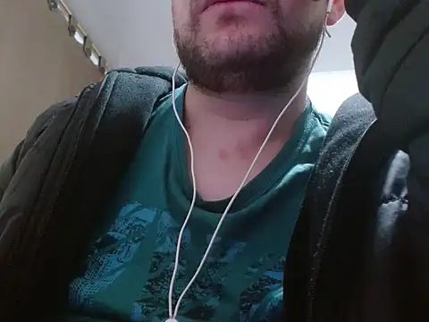 camiloking1720 online show from December 2, 4:07 am