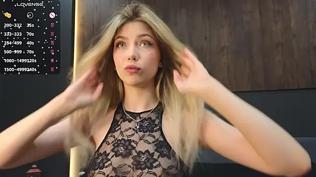 Rainaslater online show from December 24, 8:27 pm