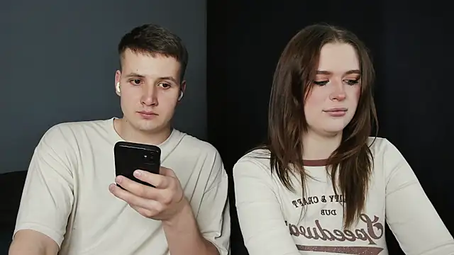 Pinku kitsune online show from March 16, 10:42 pm